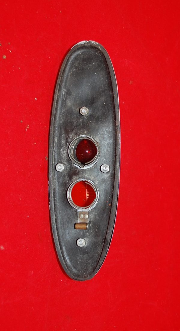UD1716 Tail Light Assembly- Cloud I and II - Image 2